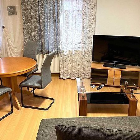 City Apartment With Wifi Near Jena Kahla  Exterior foto