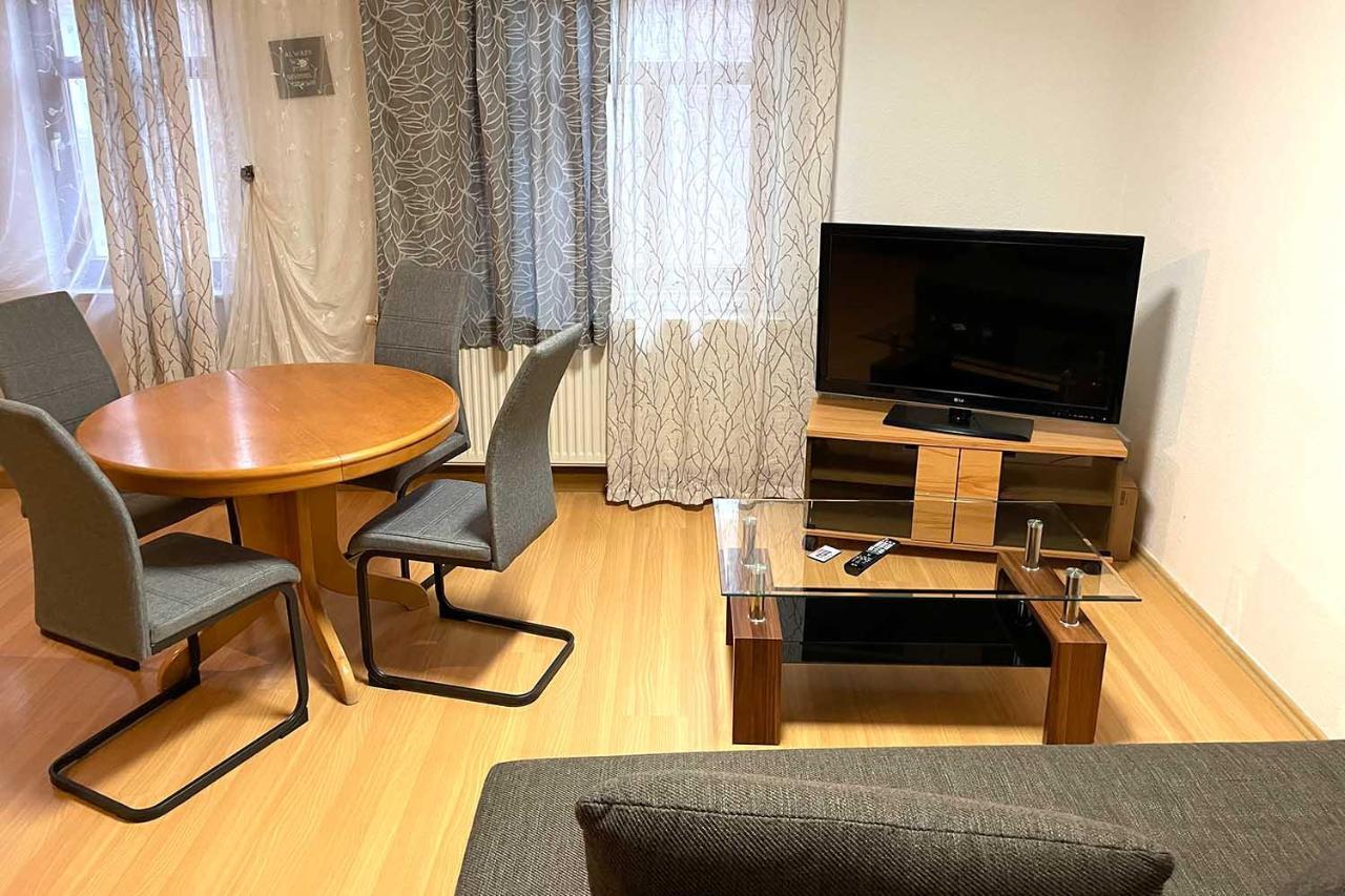 City Apartment With Wifi Near Jena Kahla  Exterior foto